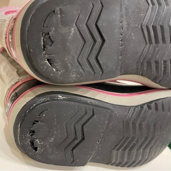 SOREL black pink and grey winter boots size 2 - Picture 5 of 7